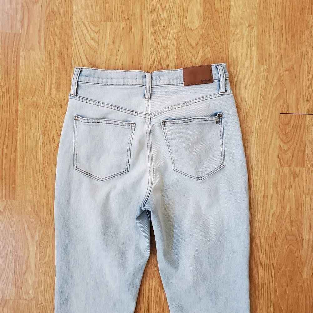 🔆 MADEWELL 🔆 The High-Rise Slim Button Front Boyfriend Jean - [size 27x26] - Picture 8 of 14